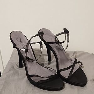 Chic Black Strappy Heels